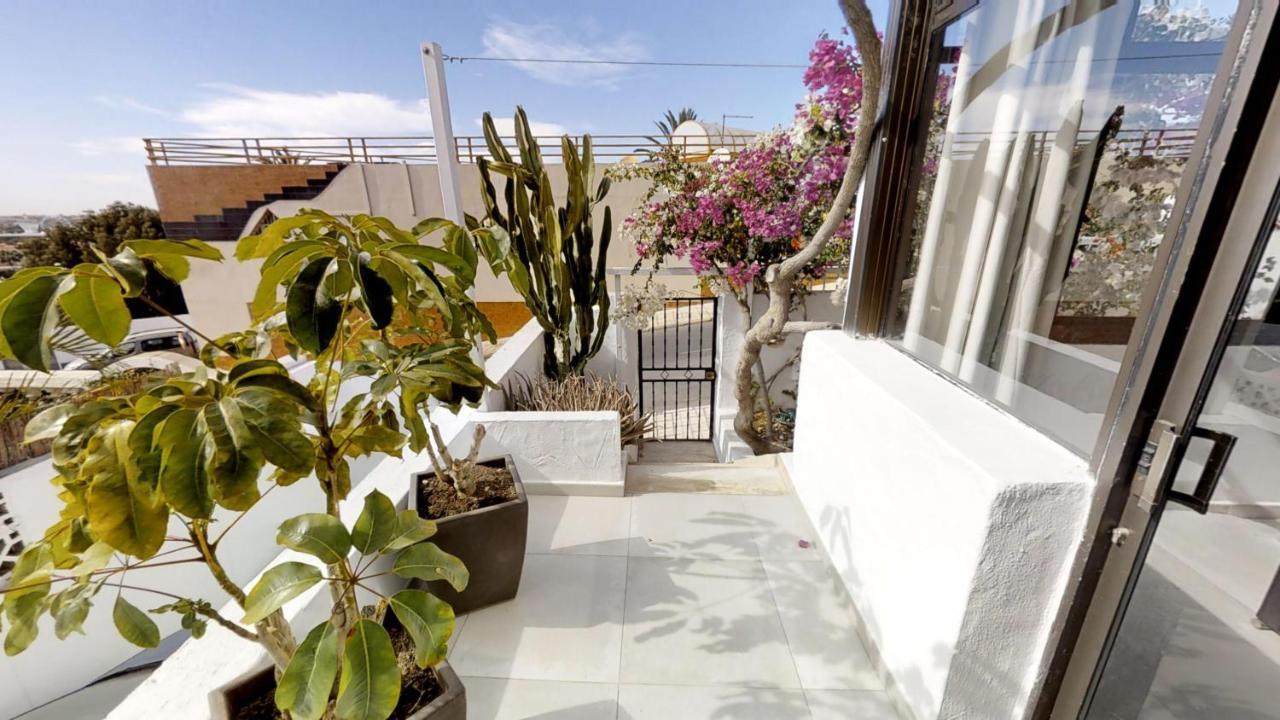 Vivienda Vacacional Las Buganvillas - Espaciosa En Zona Comoda Y Tranquila Villa Maspalomas (Gran Canaria)