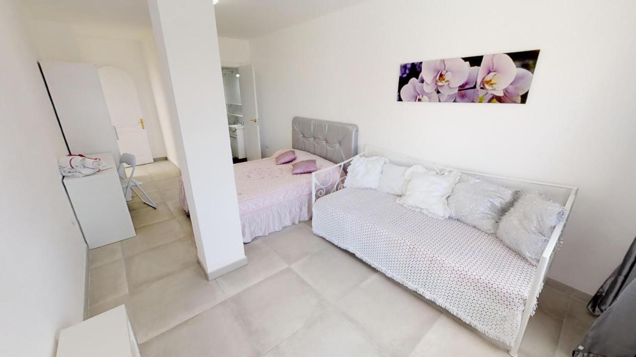 Villa Vivienda Vacacional Las Buganvillas - Espaciosa En Zona Comoda Y Tranquila